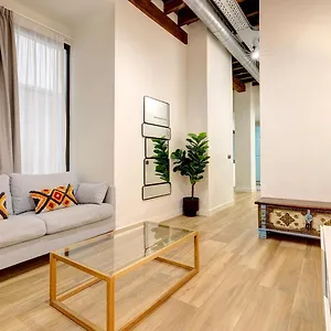 Aqua Apartament Malaga
